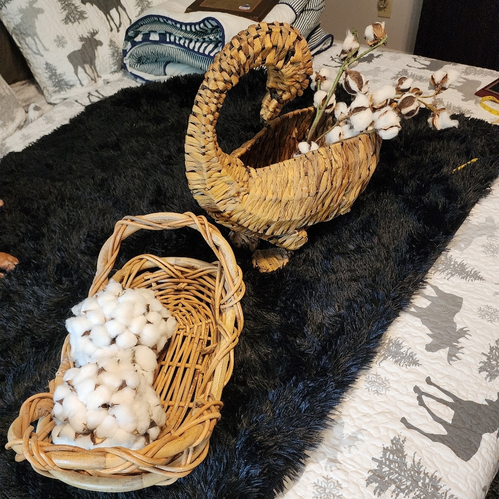 2 baskets